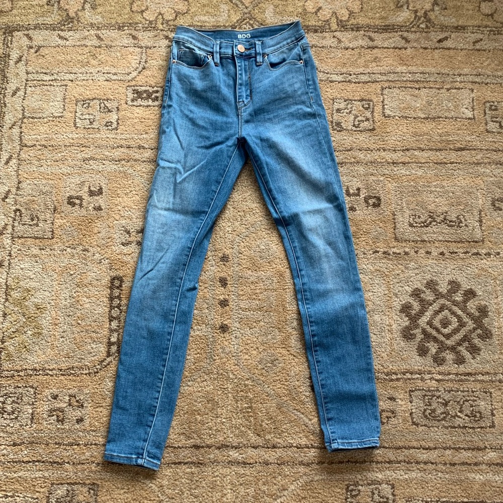 BDG skinny jeans size 24